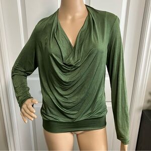 BONN Fashion | Green top